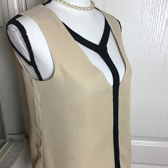 🔥HP🔥VENUS Sexy Sleeveless Brown & Black Top Size Small - Picture 4 of 7